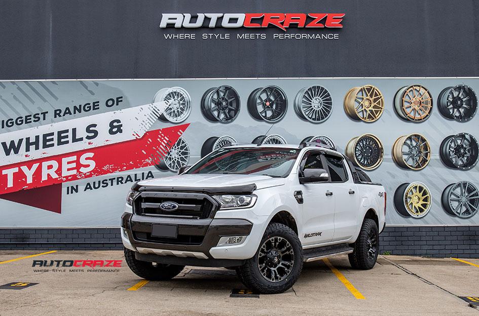 FORD-RANGER-VAPOR-BLACK-MACHINED-WITH-DARK-TINT